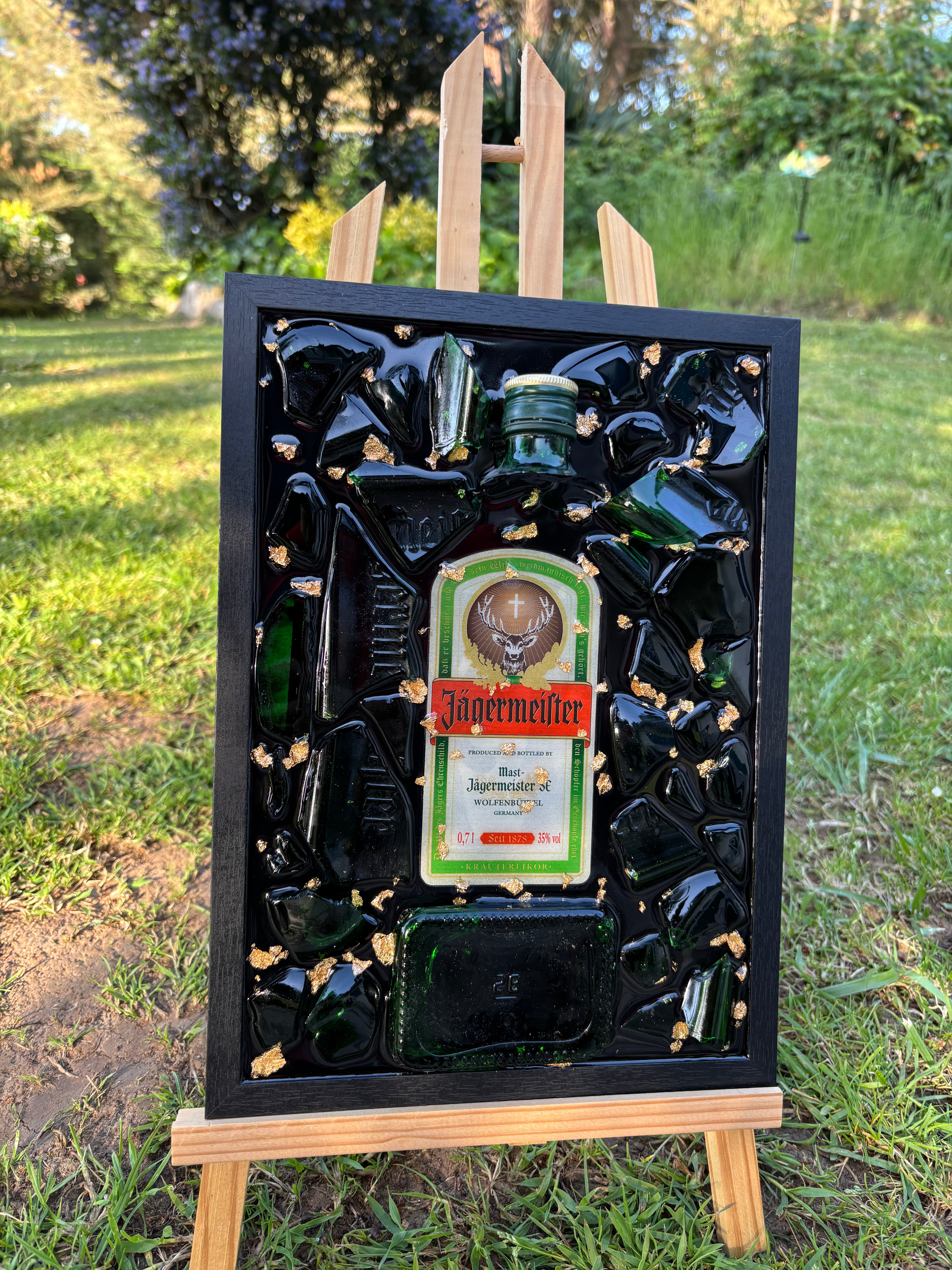 Cadre Jägermeister - pièce artistique en résine